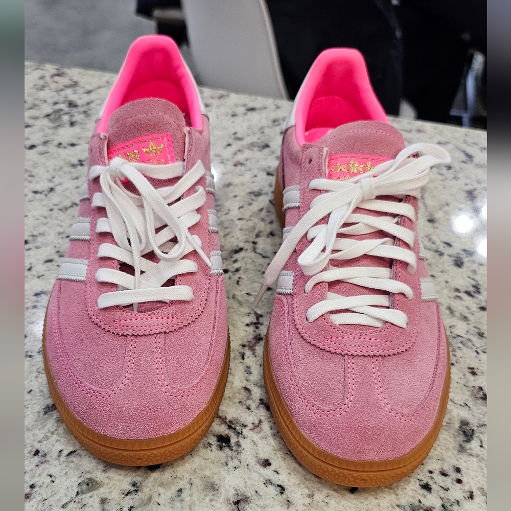 Adidas Originals Handball Spezial "Lucid  Pink and White Sneakers. Wsize 7.5 - Picture 2 of 9